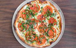 Fresh Mozzarella, Tomato, and Basil Pizza